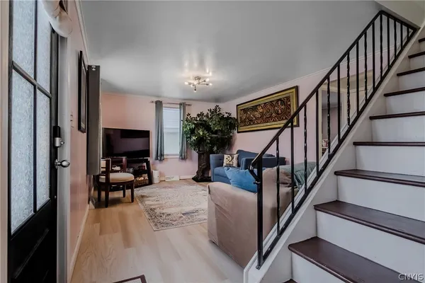 $219,900 | 115 Riverview Parkway South, Rome, NY 13440