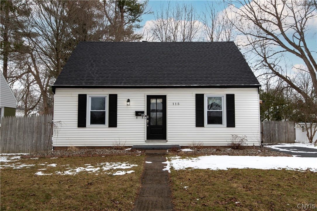 115 Riverview Parkway South Rome, NY 13440 - Photo 3 of 31