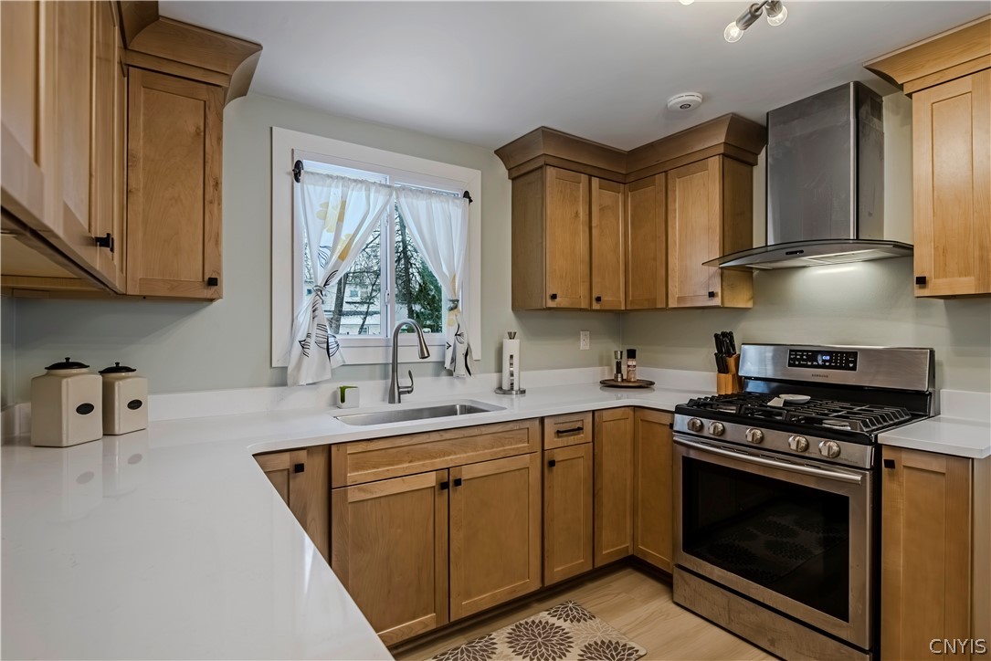 115 Riverview Parkway South Rome, NY 13440 - Photo 5 of 31