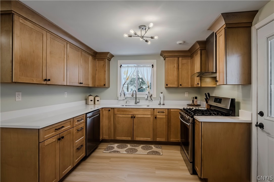 115 Riverview Parkway South Rome, NY 13440 - Photo 9 of 31