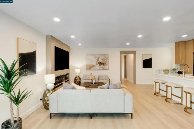 $949,000 | 1642-1642 Balboa Court, Pleasant Hill, CA 94523