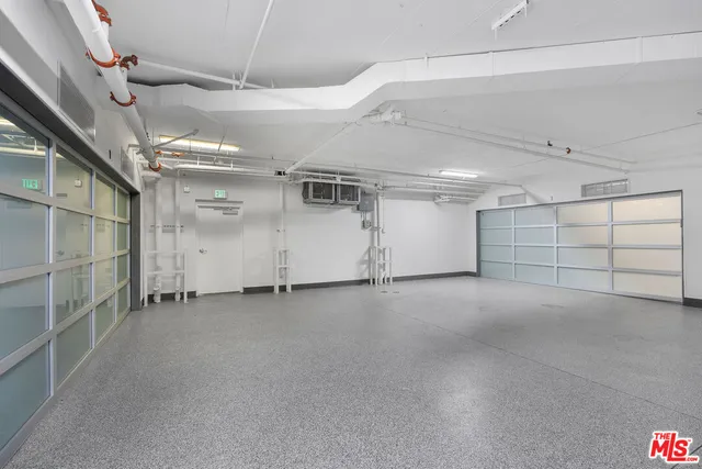 $4,000,000 | 22065 Pacific Coast Highway, Unit 1, Malibu, CA 90265