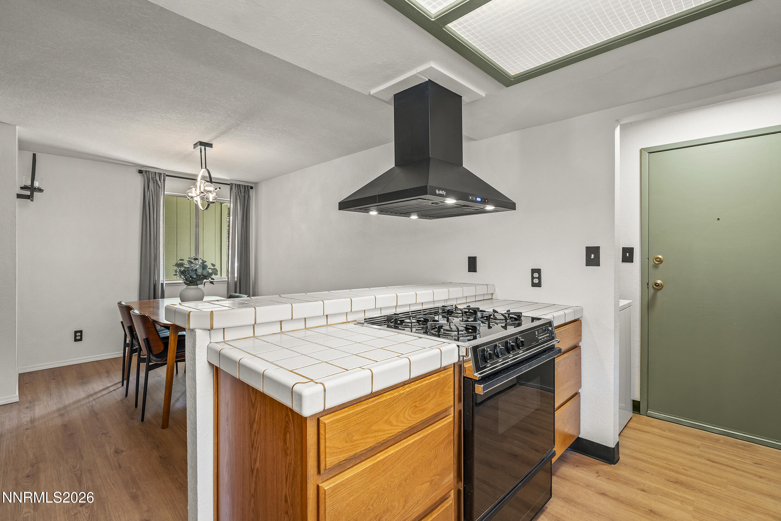 2810 Chavez Drive Reno, NV 89502 - Photo 14 of 42 20-print-_DSC5146