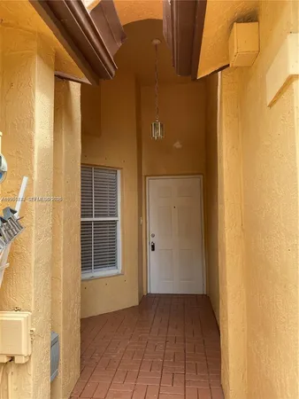 $2,950 | 14117 North Forest Oak Circle, Davie, FL 33325