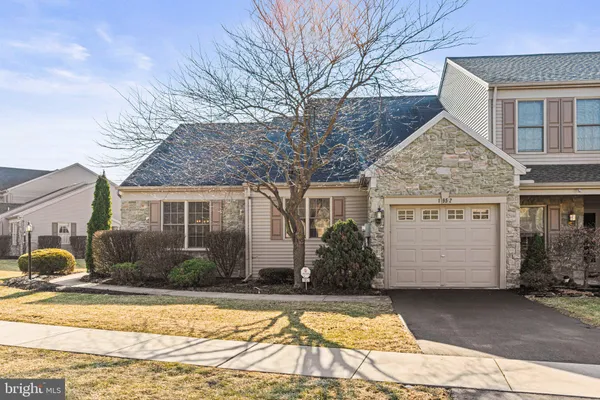 $2,850 | 1952 Limestone Drive, Hummelstown, PA 17036