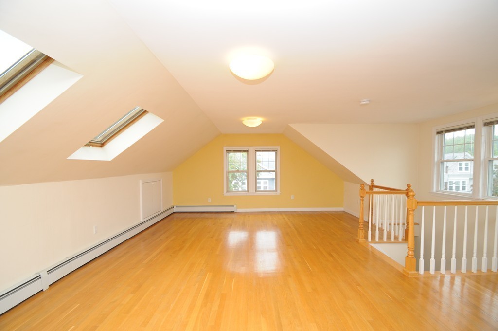 23-25 Pondview Road, Unit 25 Arlington, MA 02474 - Photo 12 of 16 Gallery Image 12