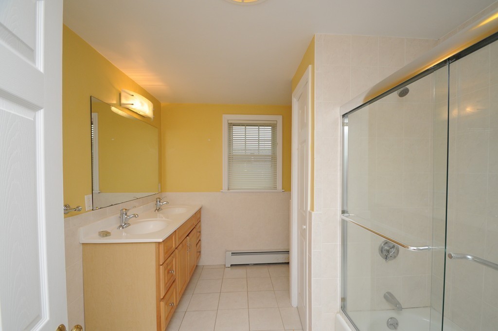 23-25 Pondview Road, Unit 25 Arlington, MA 02474 - Photo 14 of 16 Gallery Image 14