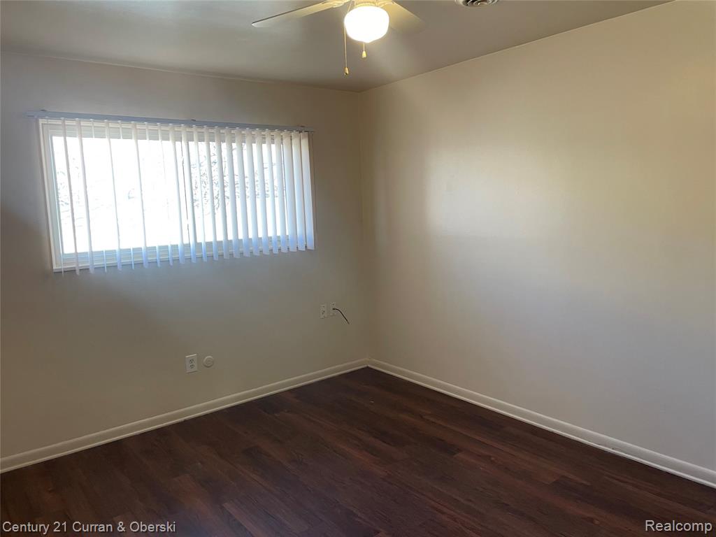 125 Arcola Street, Unit 6 Inkster, MI 48141 - Photo 10 of 17