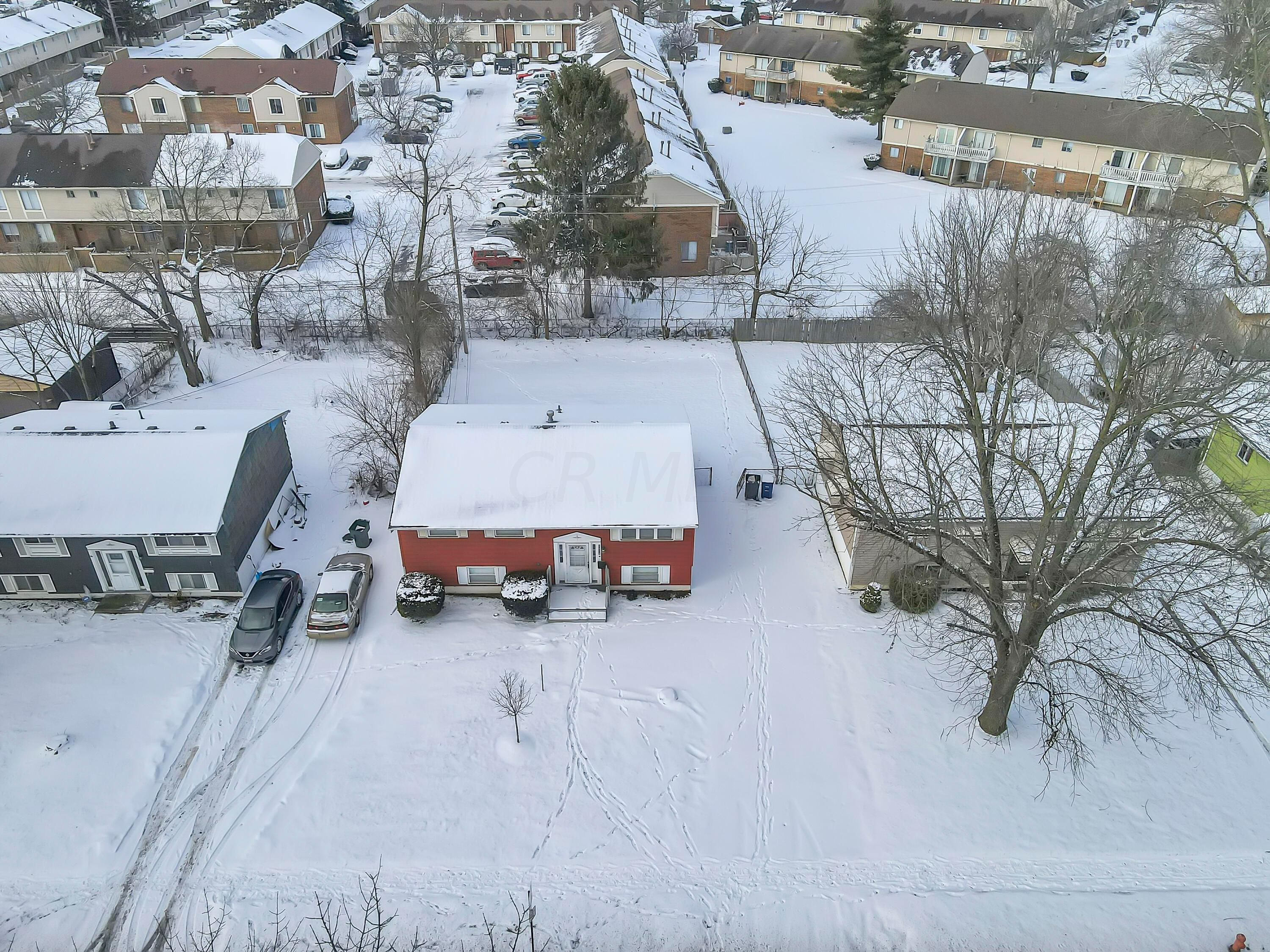 1921 Woodcrest Road Columbus, OH 43232 - Photo 43 of 46 DJI_0207