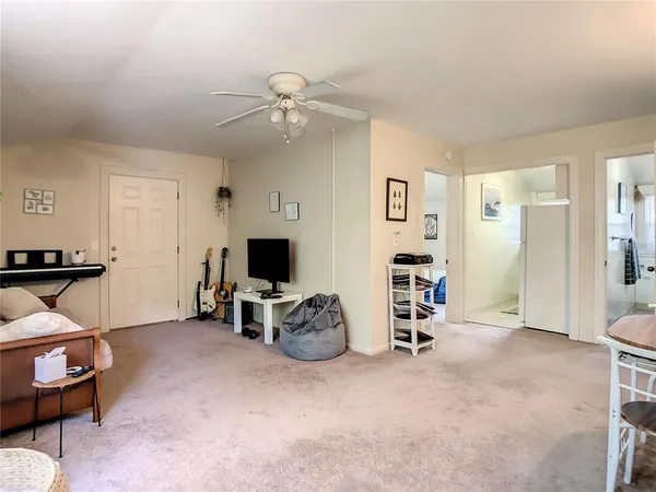 $1,550 | 1141 Sunset Point Road, Unit 3, Clearwater, FL 33755