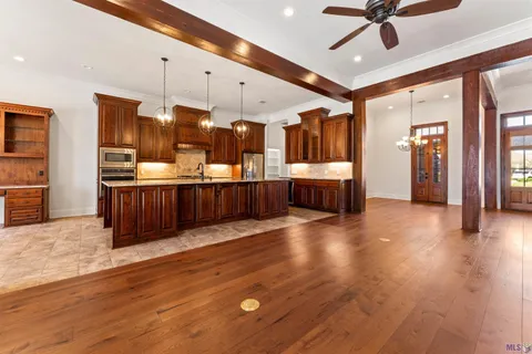 $805,000 | 2631 Tiger Crossing Drive, Baton Rouge, LA 70810