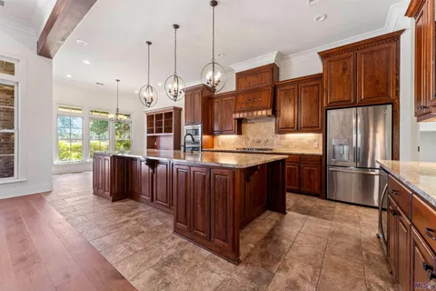 $805,000 | 2631 Tiger Crossing Drive, Baton Rouge, LA 70810