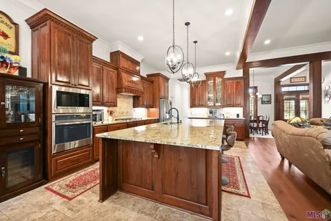 $805,000 | 2631 Tiger Crossing Drive, Baton Rouge, LA 70810