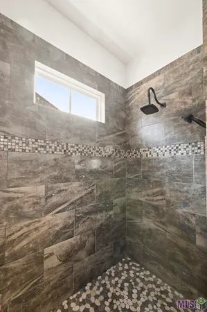 $805,000 | 2631 Tiger Crossing Drive, Baton Rouge, LA 70810