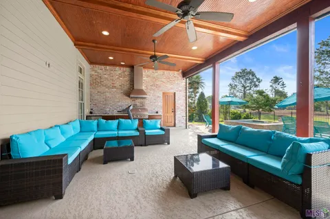 $805,000 | 2631 Tiger Crossing Drive, Baton Rouge, LA 70810