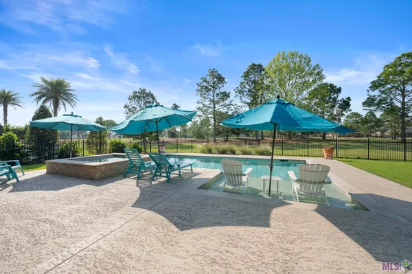 $805,000 | 2631 Tiger Crossing Drive, Baton Rouge, LA 70810