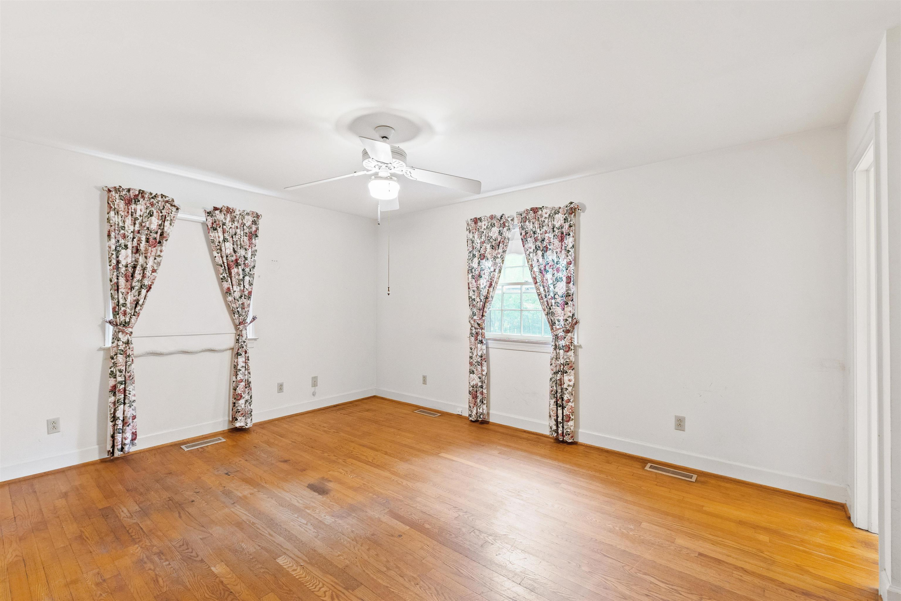 1901 Myron Drive Raleigh, NC 27607 - Photo 16 of 39 Photo 16