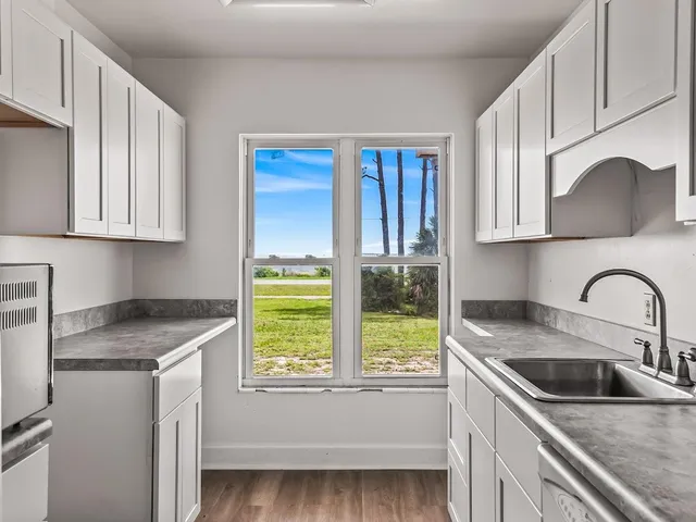 $650,000 | 1897 Highway 98 West, Carrabelle, FL 32322