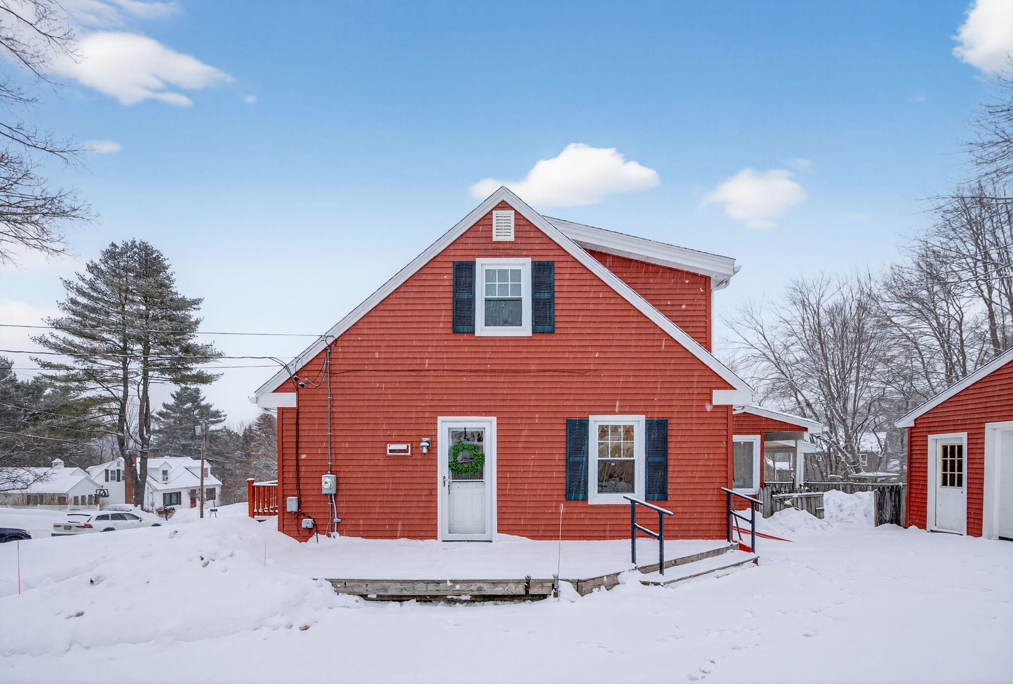 15 Hamlin Road Falmouth, ME 04105 - Photo 3 of 32 15 Hamlin Rd, Falmouth