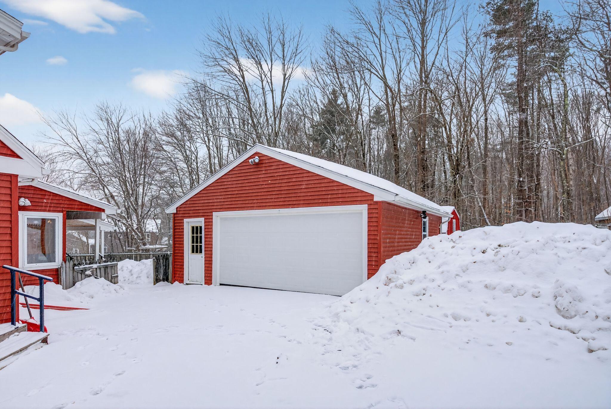 15 Hamlin Road Falmouth, ME 04105 - Photo 5 of 32 15 Hamlin Rd, Falmouth
