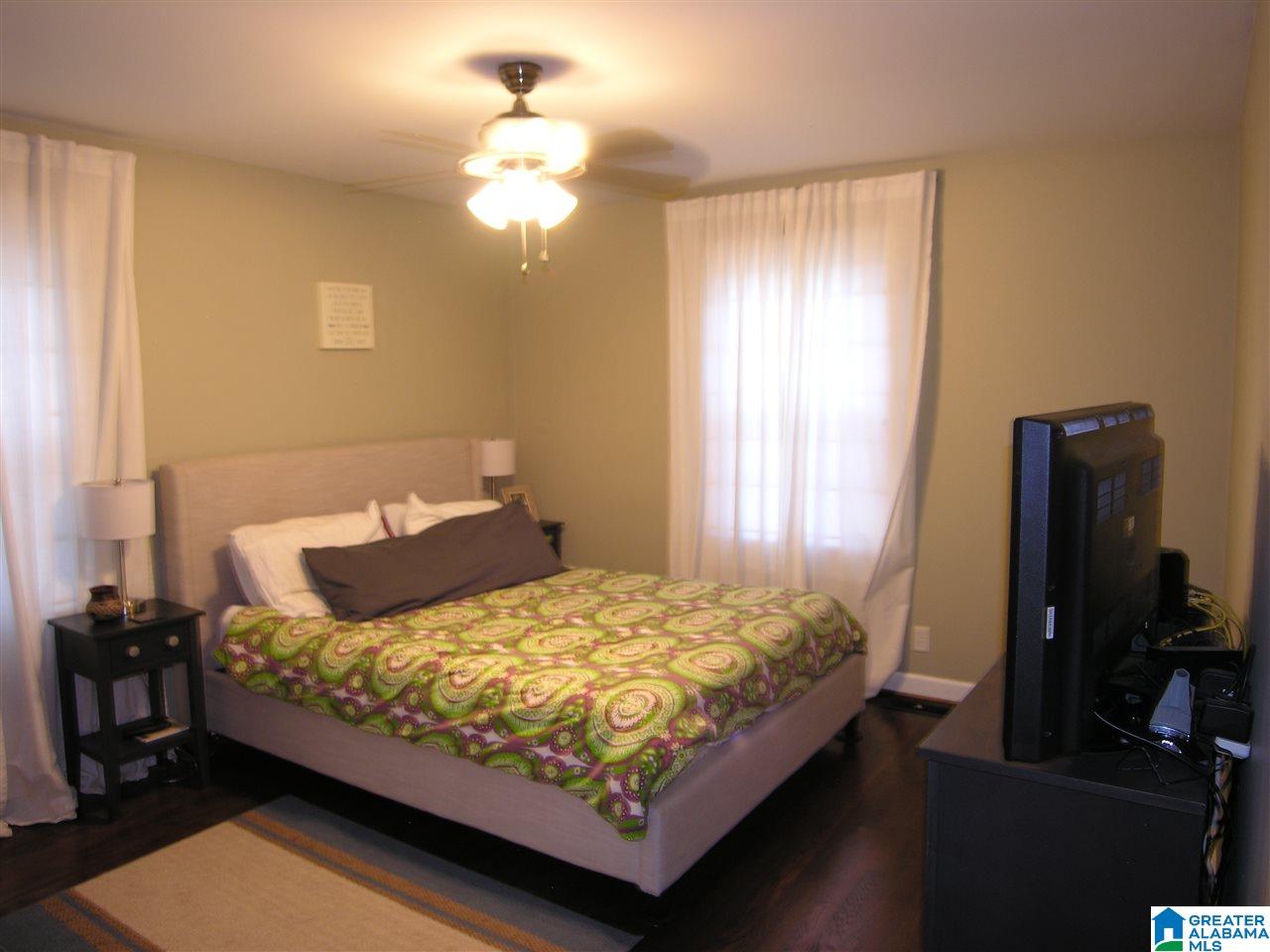 129 Raleigh Avenue Birmingham, AL 35209 - Photo 7 of 30