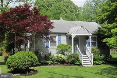 752 Dividing Road Severna Park, MD 21146 - Photo 1 of 26 Exterior (Front)