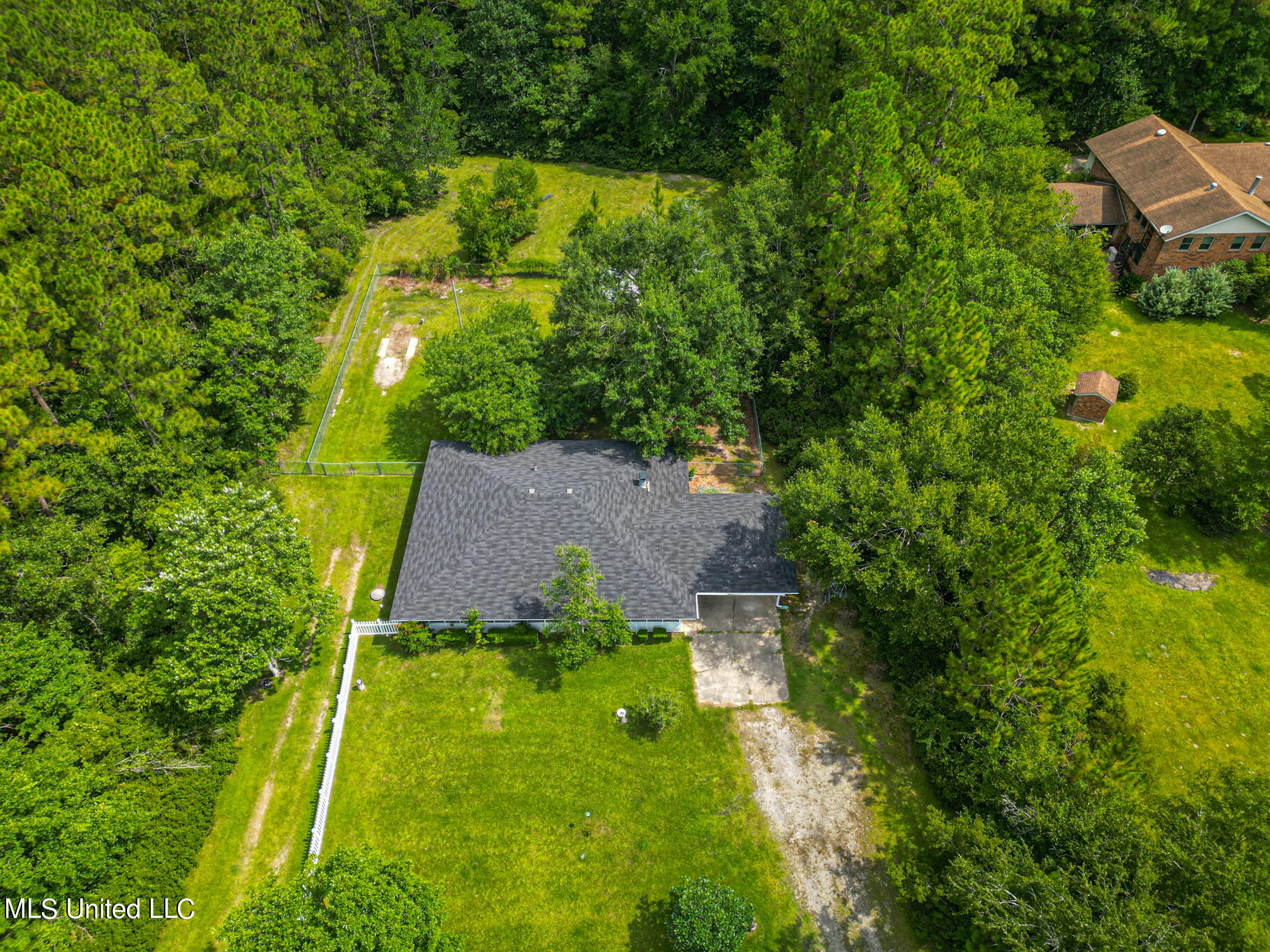 13500 Old Post Road Ocean Springs, MS 39565 - Photo 4 of 21 13500 Post Oak-1001