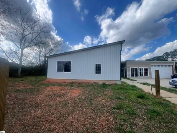 $195,734 | 11416 39th Highway, Cross Hill, SC 29332