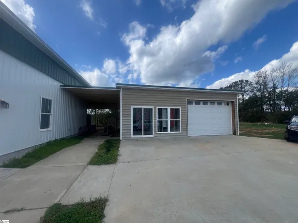 $195,734 | 11416 39th Highway, Cross Hill, SC 29332