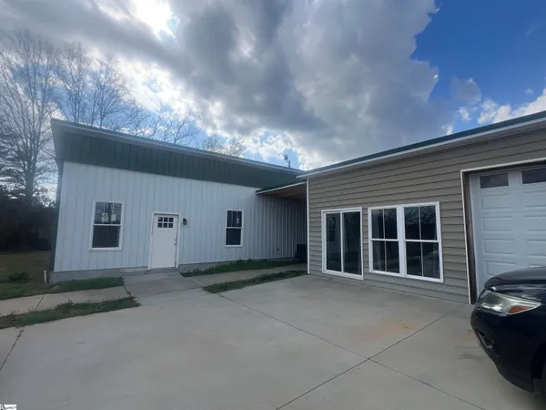 $195,734 | 11416 39th Highway, Cross Hill, SC 29332