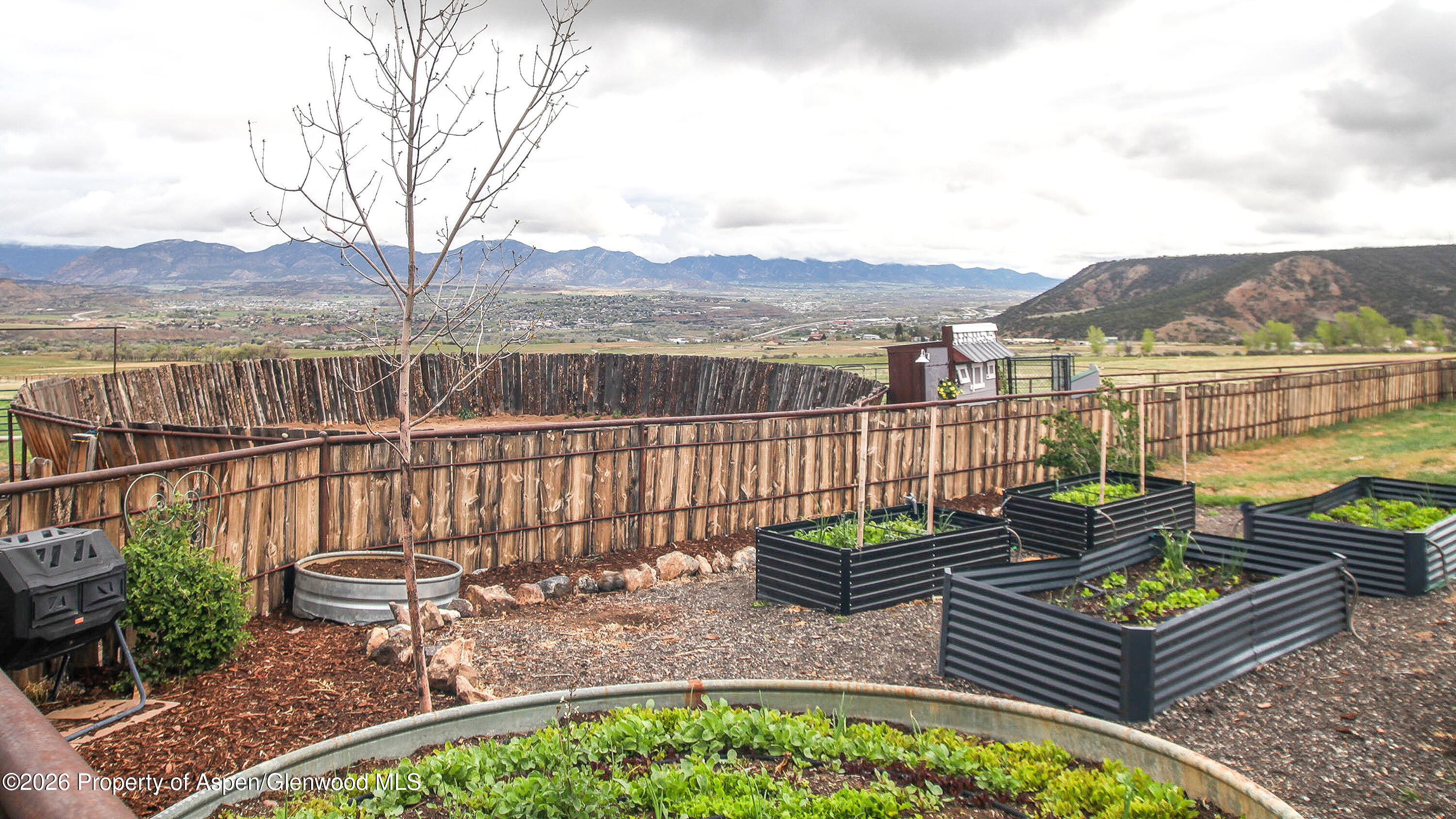 8877 County Road 320 Rifle, CO 81650 - Photo 15 of 51 a view of a chairs and table on the terrace
