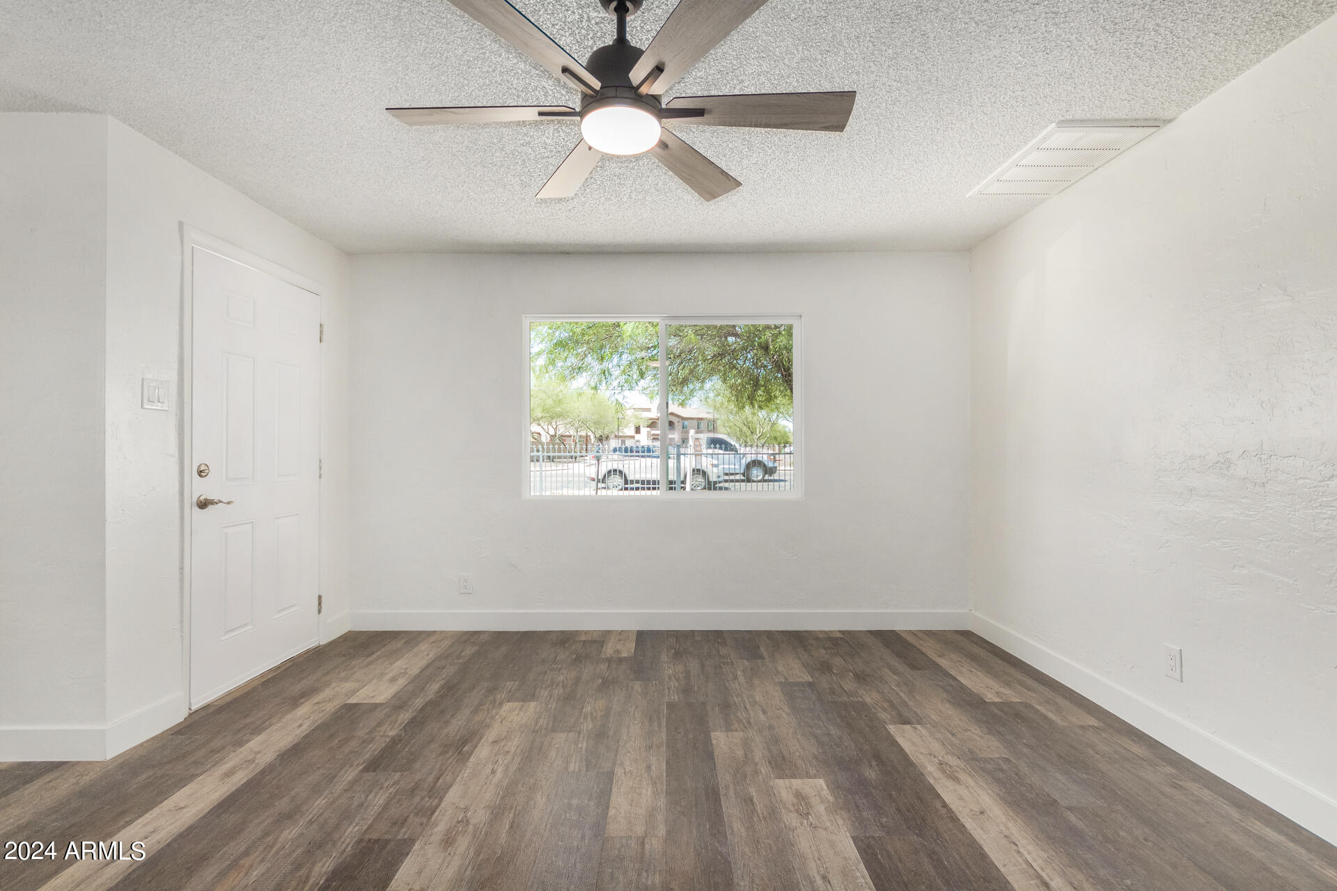 2141 East Broadway Road Phoenix, AZ 85040 - Photo 12 of 37 0012-12 - Broadway
