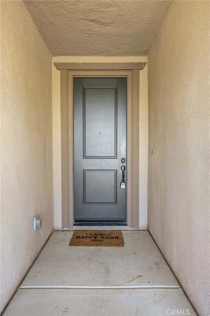 7560 Citrusmoon Court Riverside, CA 92507 - Photo 4 of 62 Welcoming Front Porch