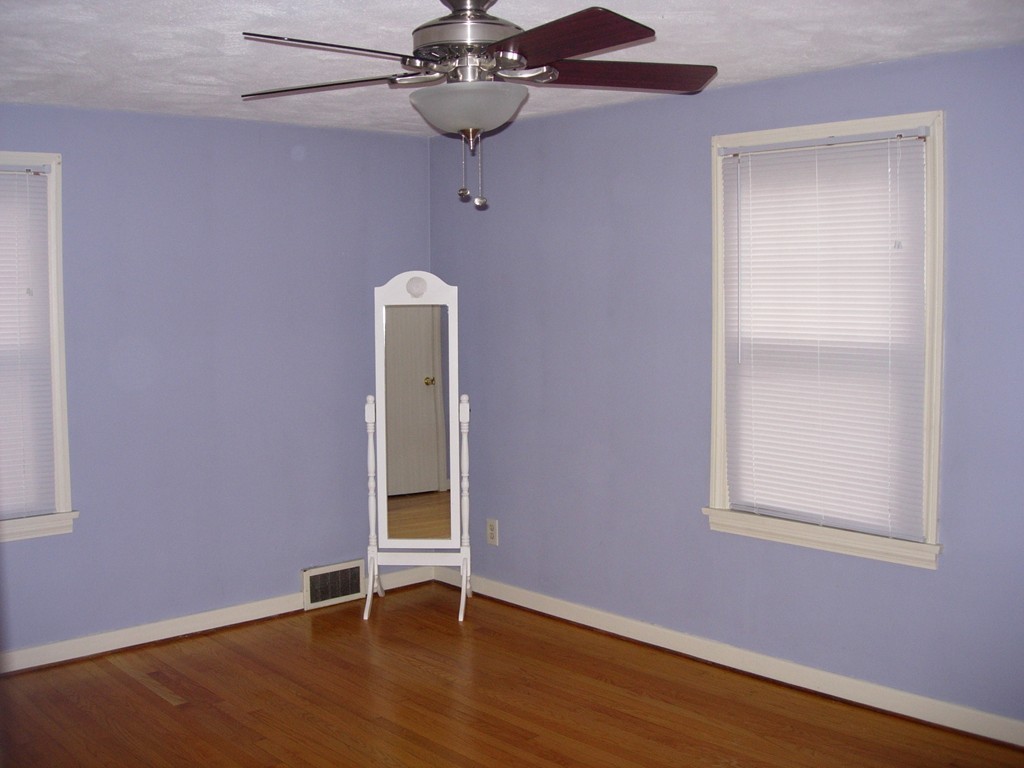 37 Sterling Road Agawam, MA 01001 - Photo 9 of 13 Gallery Image 9