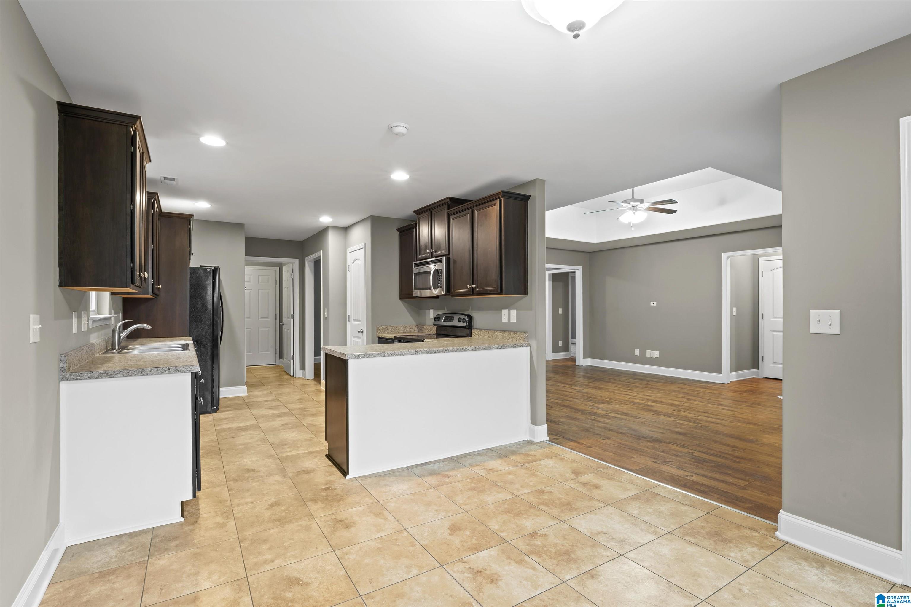 504 Green Meadow Trail Alabaster, AL 35114 - Photo 18 of 33