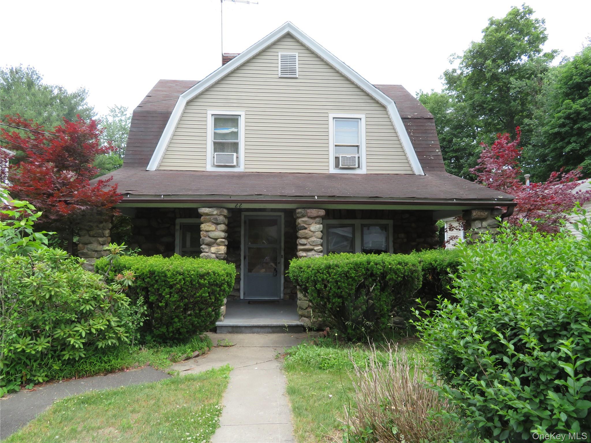 22 State Street Spring Valley, NY 10977 - Photo 1 of 32