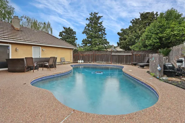 $624,000 | 4545 Winding River Circle, Stockton, CA 95219