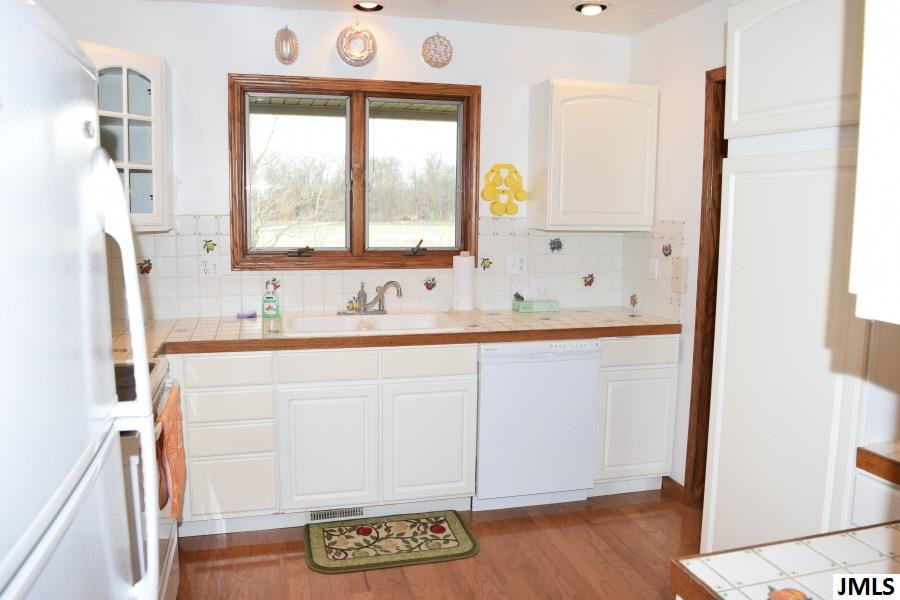 5291 Reed Road Clarklake, MI 49234 - Photo 11 of 32 Photo 11