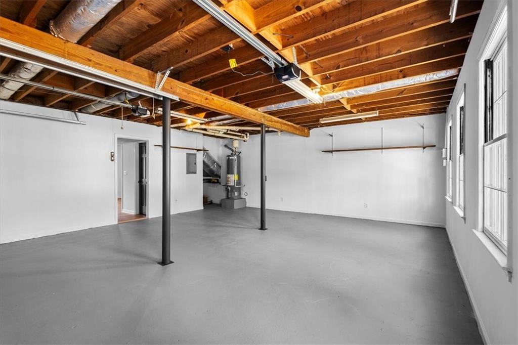 7605 Raleigh Lane Jonesboro, GA 30236 - Photo 39 of 40 a view of an empty room