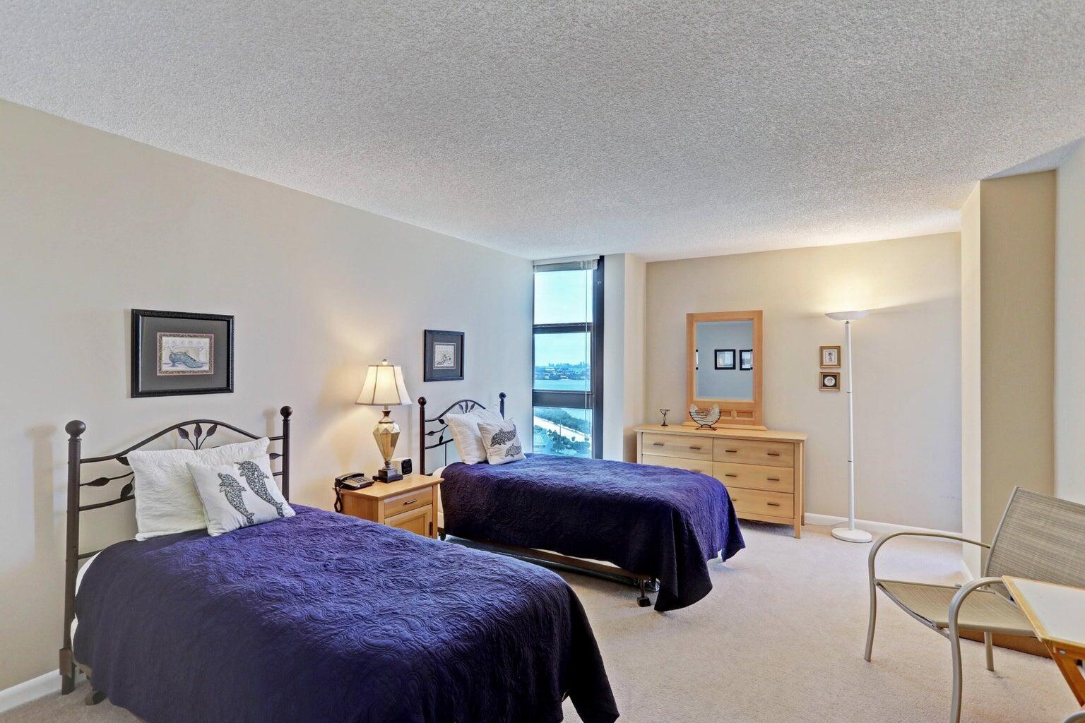 5510 North Ocean Drive, Unit 17D Singer Island, FL 33404 - Photo 38 of 57 20210409115512663633000000-o