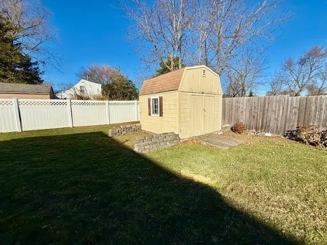 $525,000 | 51 Roosevelt Street, Seekonk, MA 02771