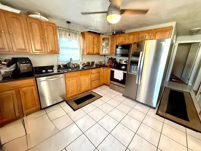 $525,000 | 51 Roosevelt Street, Seekonk, MA 02771