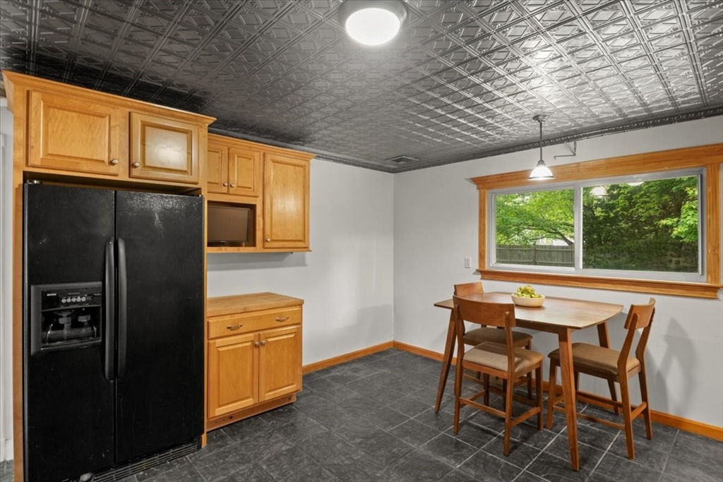 11 Pierce Road Marshfield, MA 02050 - Photo 11 of 37 Gallery Image 11