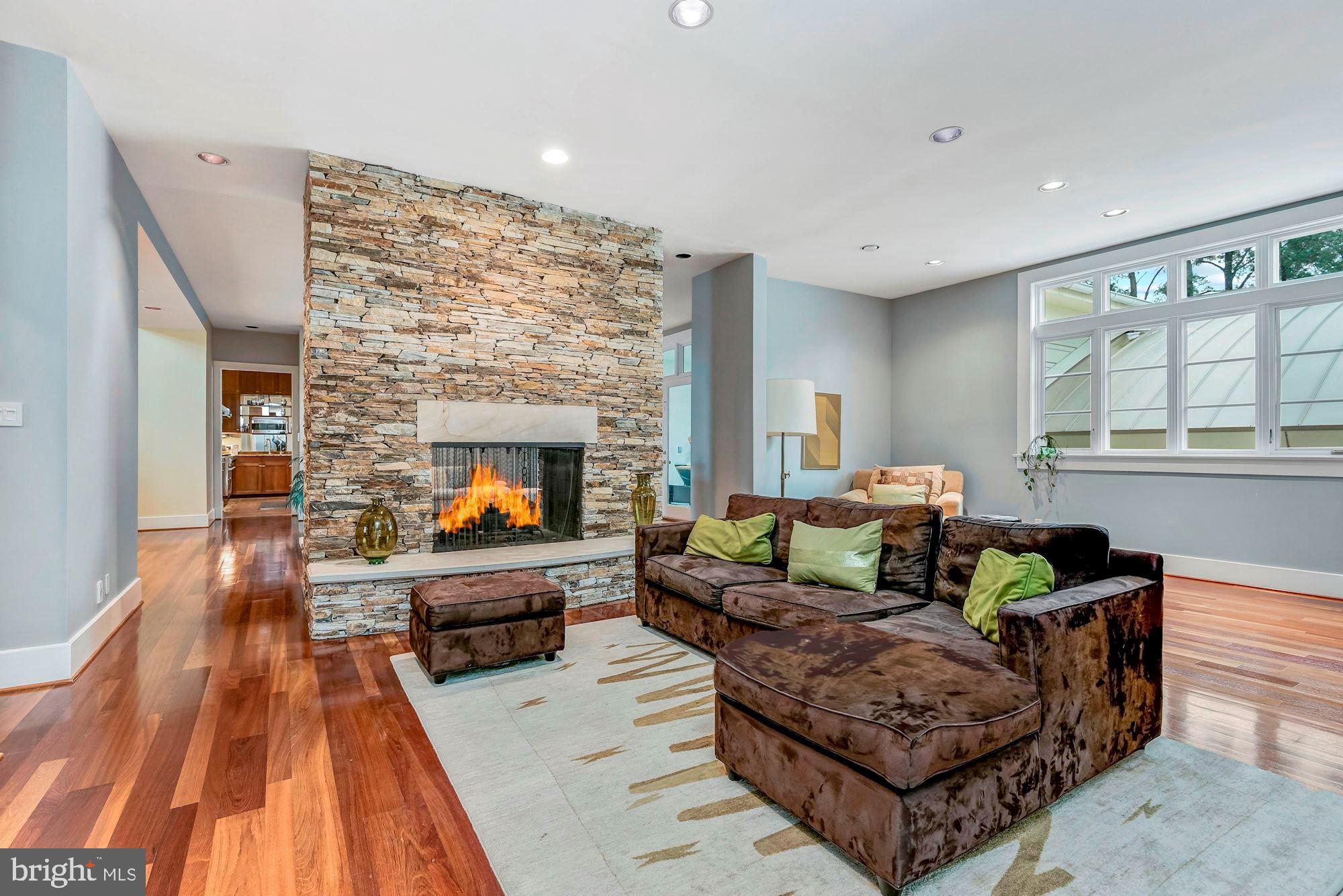 11031 Gaither Farm Road Ellicott City, MD 21042 - Photo 20 of 63 Family Room