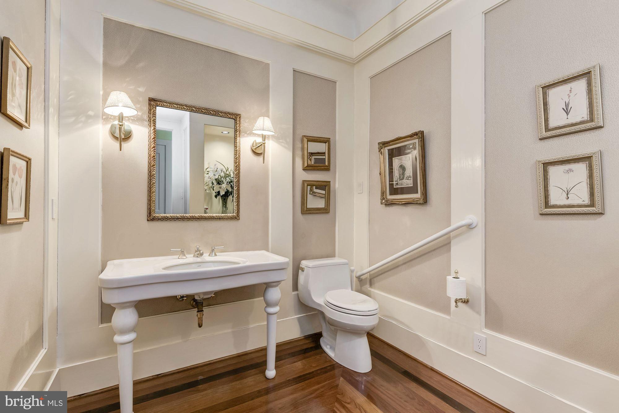 11031 Gaither Farm Road Ellicott City, MD 21042 - Photo 25 of 63 Powder Room