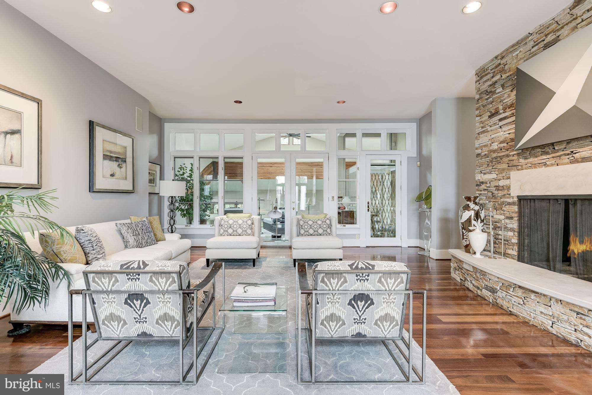 11031 Gaither Farm Road Ellicott City, MD 21042 - Photo 7 of 63 Living Room