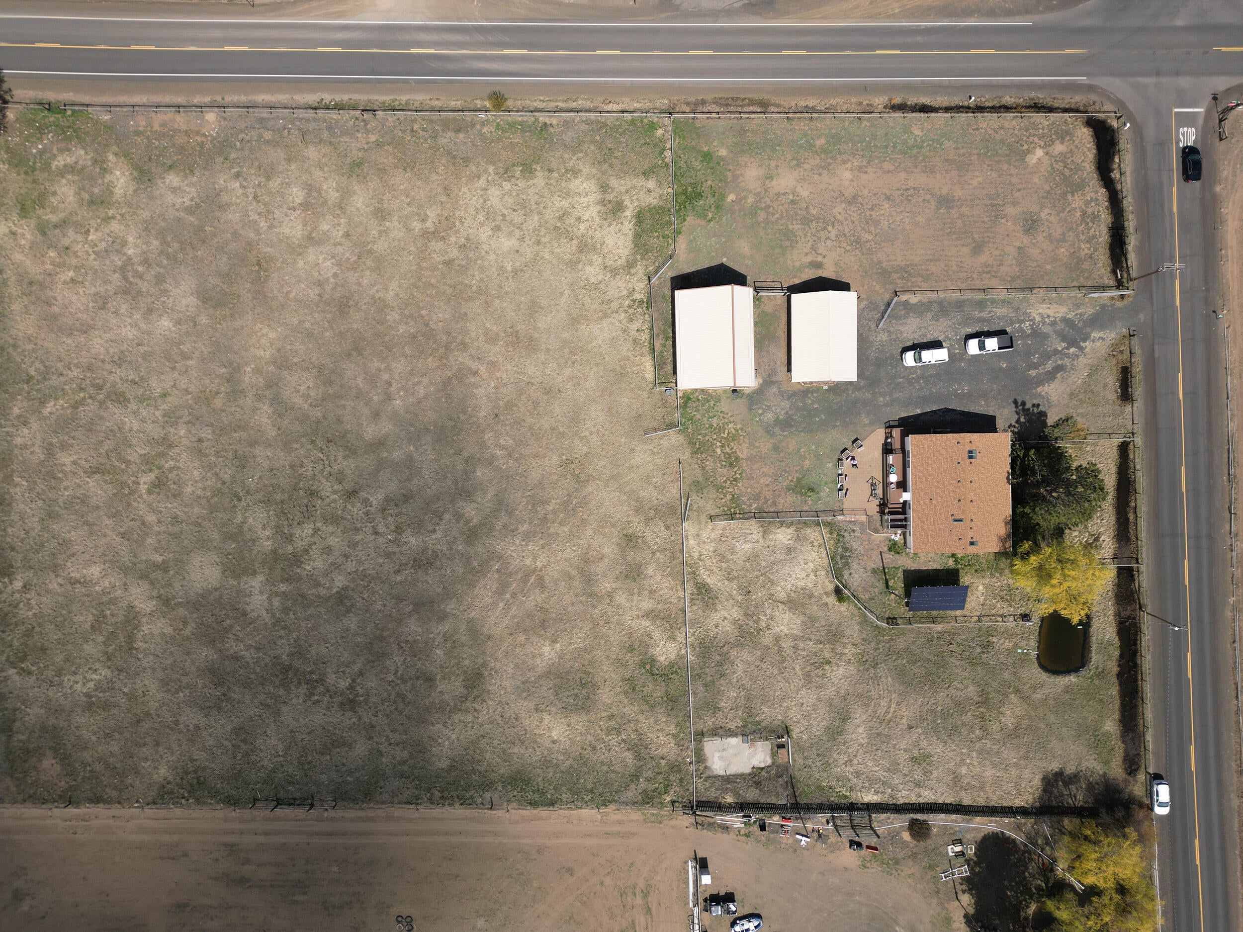 26395 Walker Road Bend, OR 97701 - Photo 23 of 36 Overhead