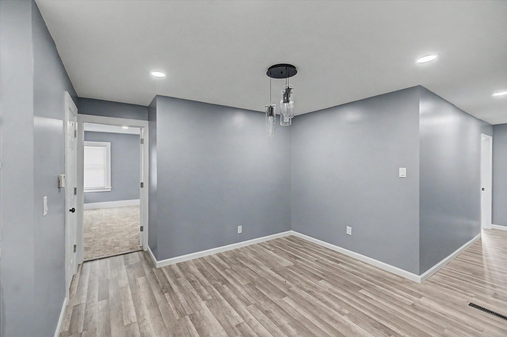 4210 East Park Lane Decatur, IL 62521 - Photo 12 of 34