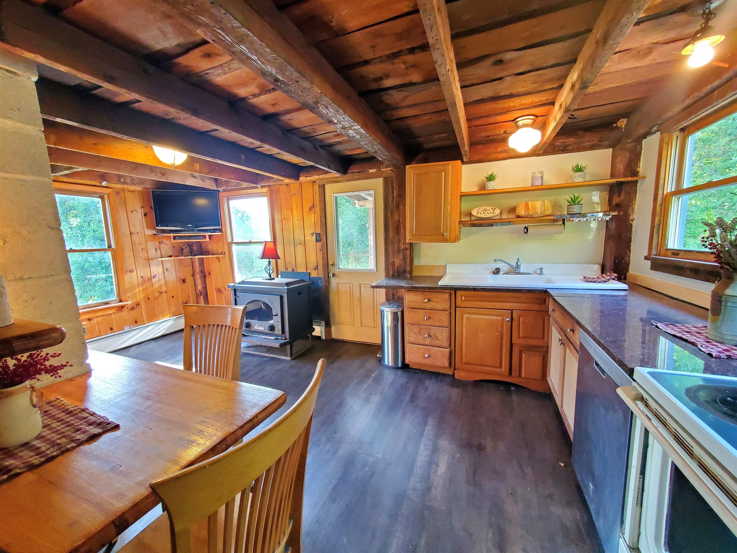 1583 Vermont Rte 100 Readsboro, VT 05350 - Photo 10 of 25