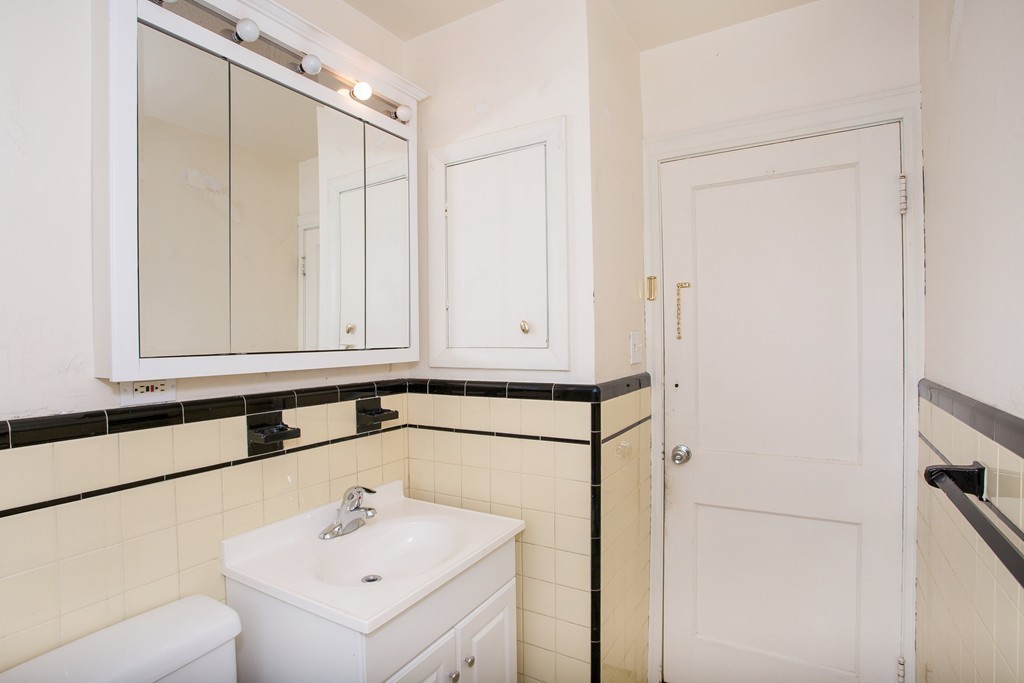 12 R Street Hull, MA 02045 - Photo 13 of 22 Gallery Image 13